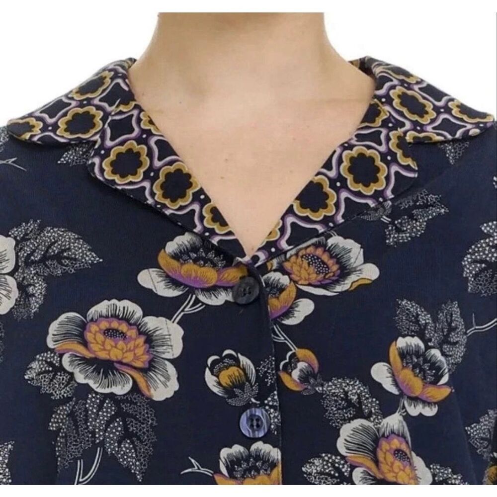 Vera Bradly Paisley Flowered button up top S